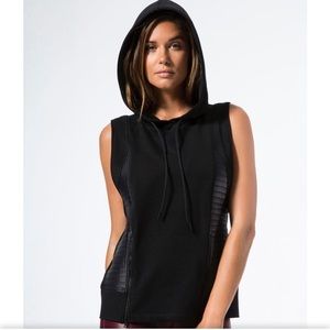 Carbon38 Sunset Pullover Vest